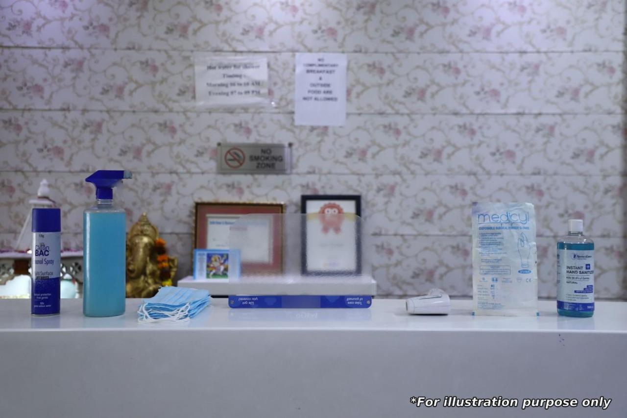 Capital O Hotel Royal Inn Near Gomti Riverfront Park Lucknow Ngoại thất bức ảnh